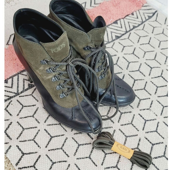 TOD’s Duck Lace Up Heeled Booties in Olive Green Suede & Black, sz 6.5 - Picture 7 of 16